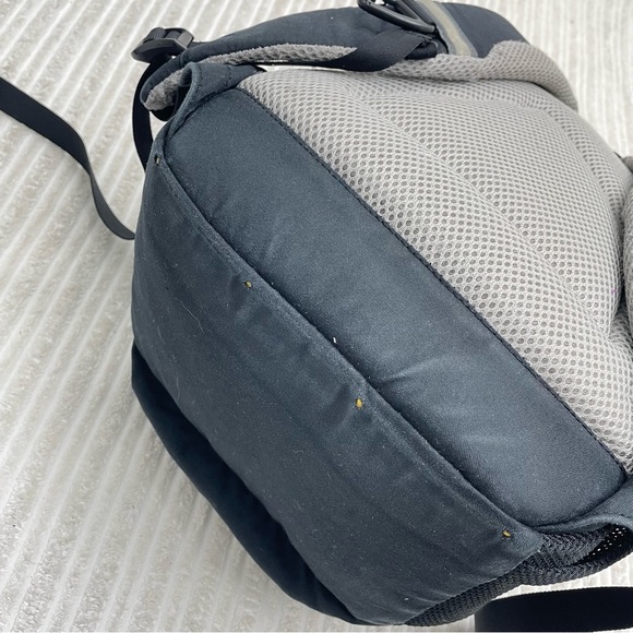 The North Face Half Dome Kids Backpack - Picture 6 of 11